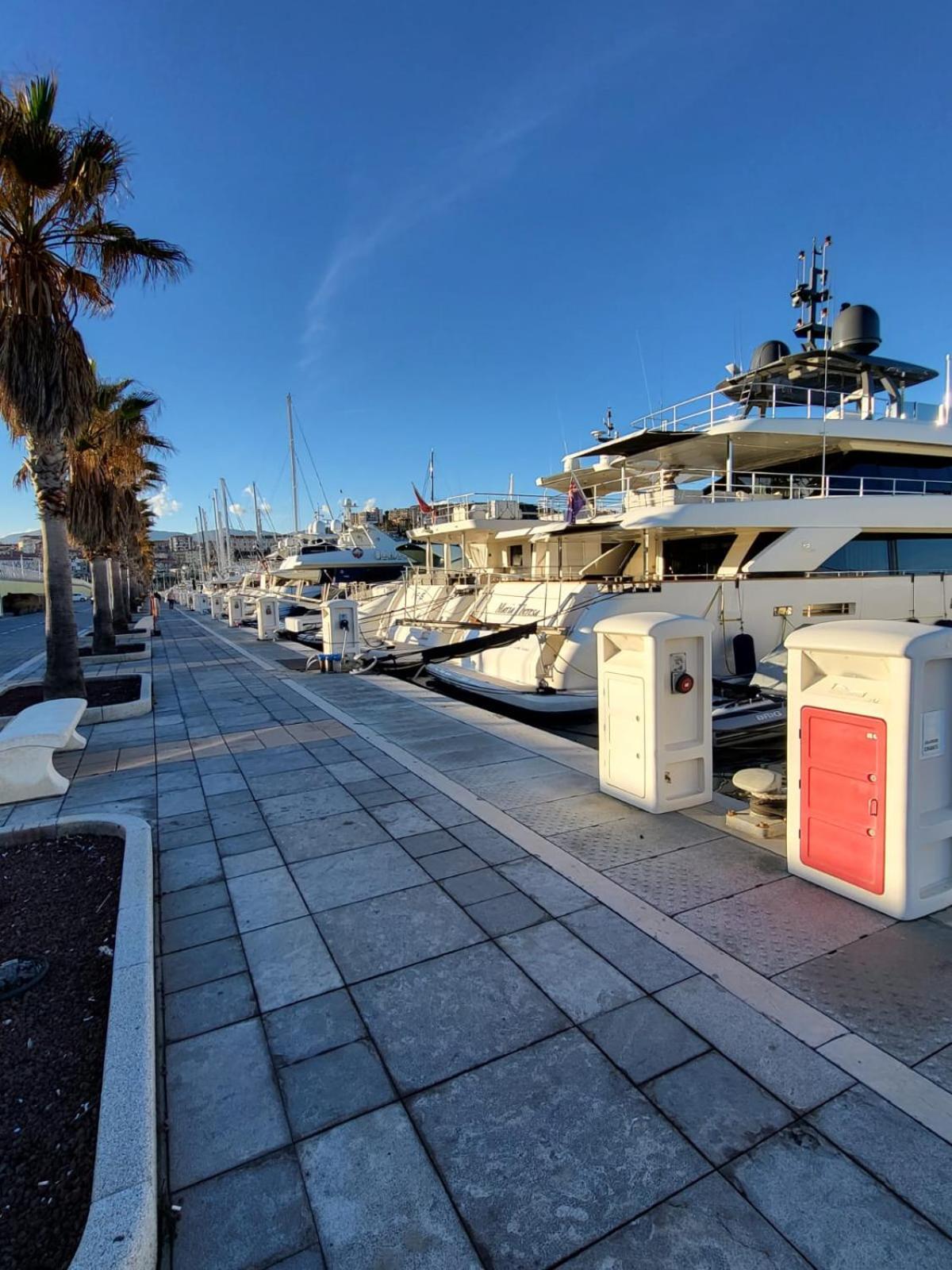 The Shell - New Interior Look But Same Old Charme 200Mt From The Sea With Garden And Parking Nearby Imperia Exterior foto